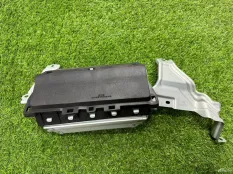 Подушка безопасности в колени Toyota Prado 150