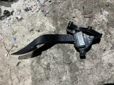 Педаль газа Land Rover Discovery 5 L462