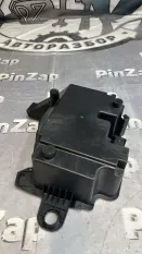 Кронштейн блока предохранителей Mercedes GLE V167