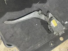 Педаль газа Audi Q7