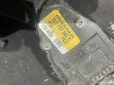 Педаль газа Audi Q7