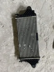 Радиатор интеркулера Mercedes GLE Gls 350