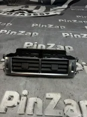 Дефлектор обдува центральный Range Rover L494 SVR