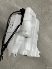 Бачок стеклоомывателя Toyota RAV4 XA50