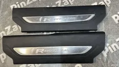 Накладка на порог Range Rover Velar L560