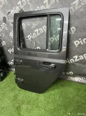 Задняя левая дверь Jeep Wrangler Rubicon серая