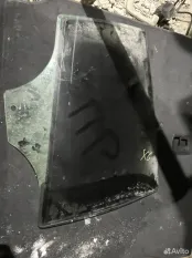 Заднее правое стекло BMW X6 E71