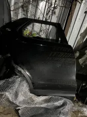 Дверь задняя правая Land Rover Discovery 5 L462