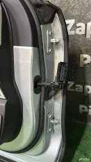 Дверь передняя левая серая Range Rover Velar L560