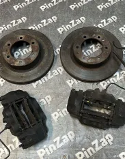 Скпорт тормозной передний Toyota Hilux 8 рест