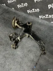 Кулак поворотный задний левый Peugeot Traveller