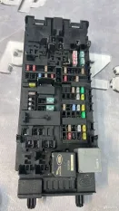 Блок предохранителей RR Vogue 4 L405