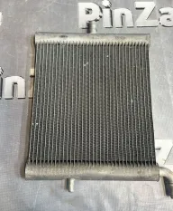 Радиатор дополнительный Range Rover Sport Svr L494