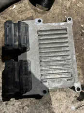 Блок управления двигателем Kia Quoris 2012