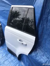 Дверь задняя левая / правая LR Range Rover Sport