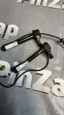 Пиропатрон капота левый Mercedes-Benz C205