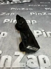 Кронштейн радиатора верхний Range Rover L494 рест