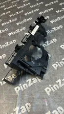 Кронштейн полки багажника LR Range Rover 4 L405