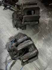 Задний тормозной суппорт bmw 5 f10