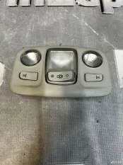 Плафон потолочный Peugeot Traveller