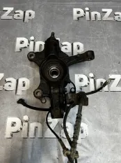 Кулак поворотный передний правый Peugeot Traveller