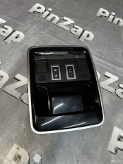 Фонарь салона потолочный Range Rover L494 SVR