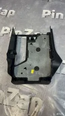 Кожух рулевой колонки нижний Peugeot Traveller