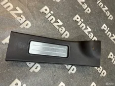 Накладка порога Land Rover Discovery 5 L462