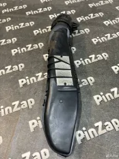 Патрубок воздушного фильтра Land Rover Discovery 5