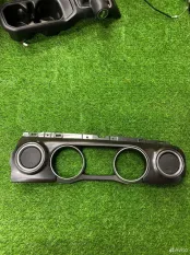 Лицевая панель приборной панели Jeep Wrangler JL