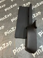 Обшивка багажника правая Land Rover Discovery 5