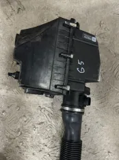 Корпус воздушного фильтра левый Jaguar F-Pace