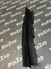 Воздуховод радиатора Land Rover Discovery 5