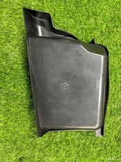 Пластик моторного отсека Audi Q7 4M