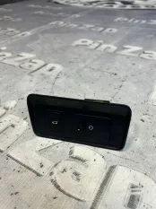 Блок кнопок открытия багажника Range Rover L494