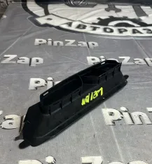 Воздухозаборник панели на Рендж Ровер Велар Л560