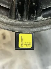 Динамик передний правый Рендж Ровер Л405 дорест