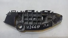 Кронштейн бампера Toyota RAV 4