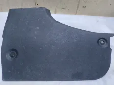 Обшивка багажника Ford Focus