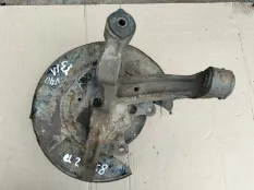 Кулак Toyota Camry