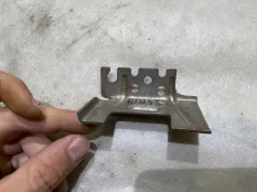 Уголок крепежный Ford Mondeo