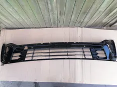 Решетка бампера нижняя Kia Sorento 4