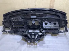 Торпедо Renault Fluence