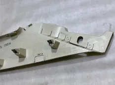 Обшивка стойки правая Ford Focus