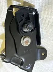 Замок спинки сиденья Ford Focus