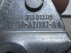 Петля замка двери Ford Focus