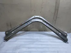 Кронштейн полки багажника Toyota Camry