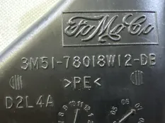 Воздуховод отопителя печки Ford Focus