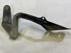 Петля капота левая Ford Focus