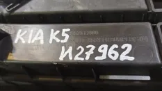 Решетка бампера KIA K5